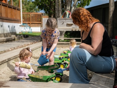 The Beehive Early Learning Centre 98 Glen Road Ranui Auckland
